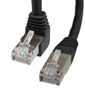 Cat.6 FTP RJ45 Macho-Macho, 0.3m Acodado, Negro — imagen 1