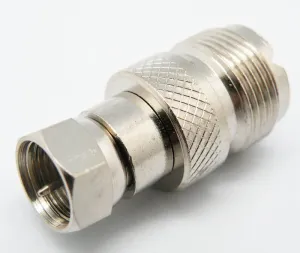 F MACHO- UHF HEMBRA — imagen 1